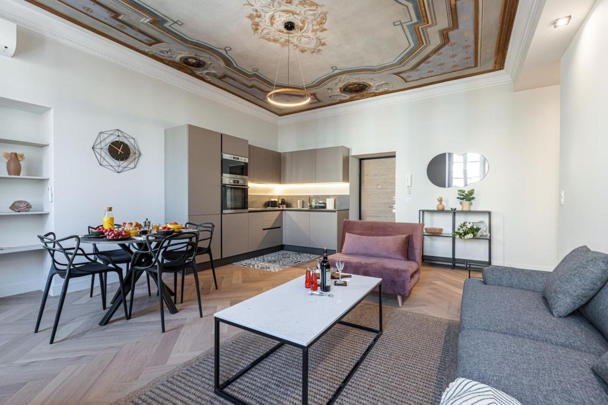 Philibert - Traditional Apart With Historical Fresco Nice Exterior photo