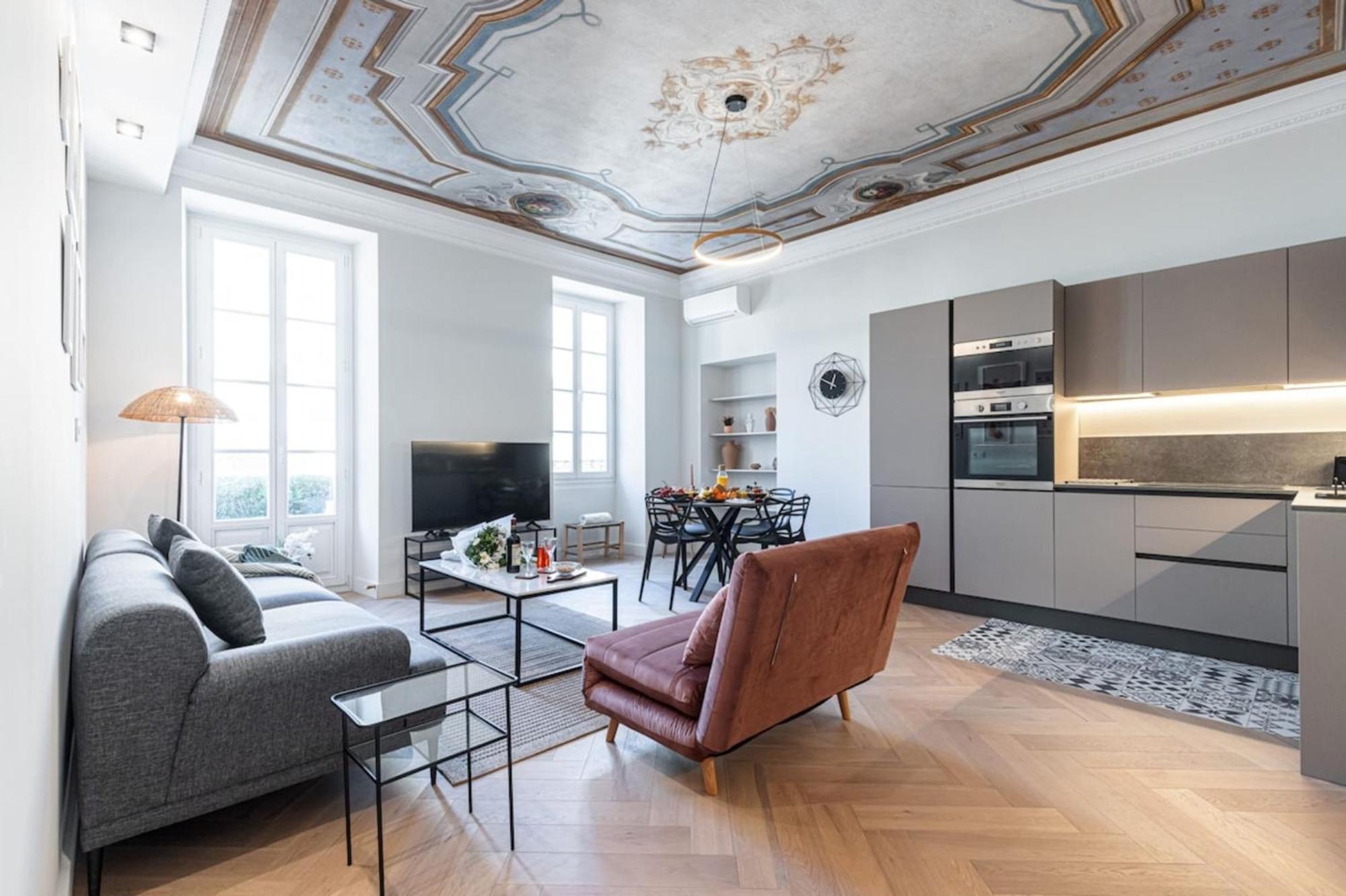 Philibert - Traditional Apart With Historical Fresco Nice Exterior photo
